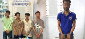 នគរបាលស្រុកសំពៅលូន ចុះល្បាតក្នុងភូមិសាស្ត្រ ឃាត់ខ្លួនមុខសញ្ញា០៥នាក់ ករណីរក្សាទុកដោយខុសច្បាប់ នូវសារធាតុញៀន